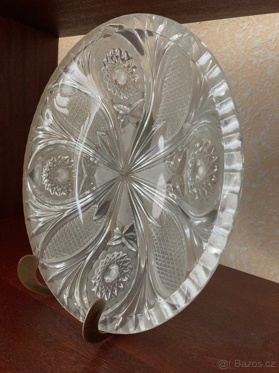 Prodám broušeny talíř