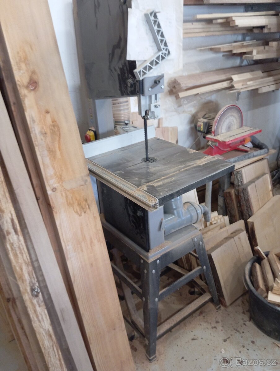 Pásová pila 345 UNI na dřevo