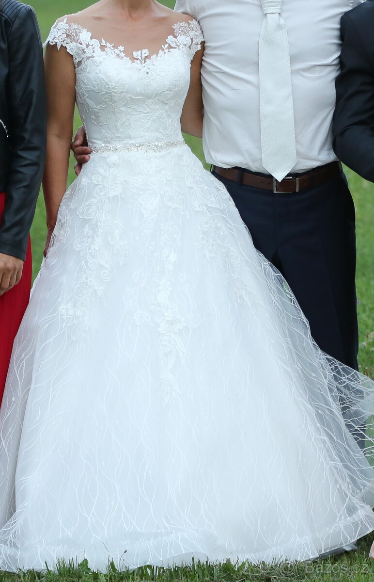 Svatební šaty - EVA Grandes