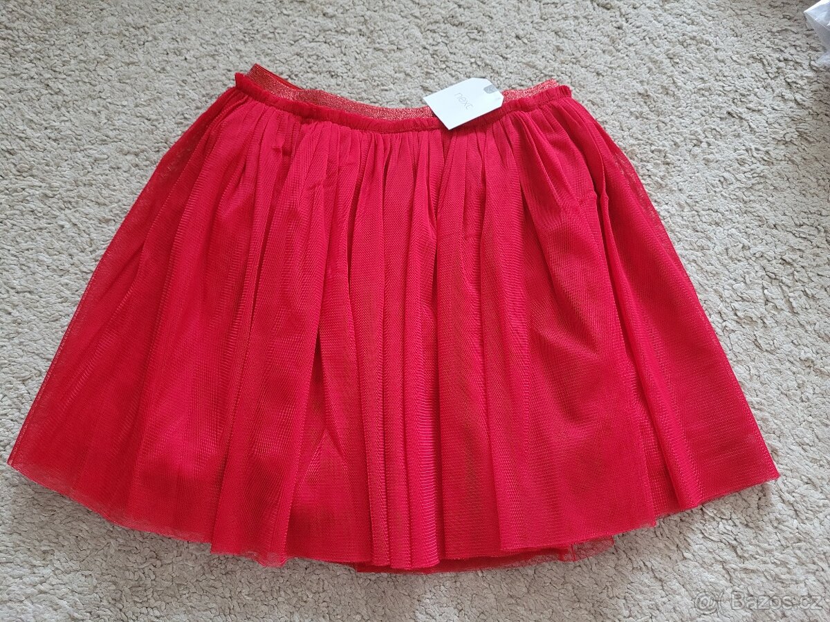 červená tylová sukně 122