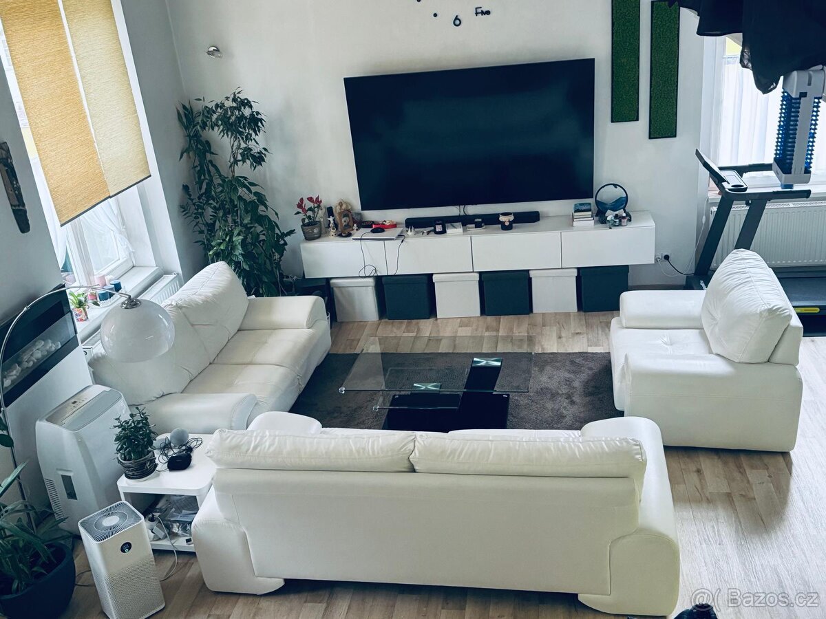 Prodám sedací soupravu 3-2-1 vč konf . stolu
