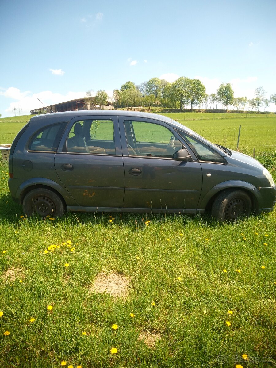 Opel Meriva na jízdu, či náhradní díly