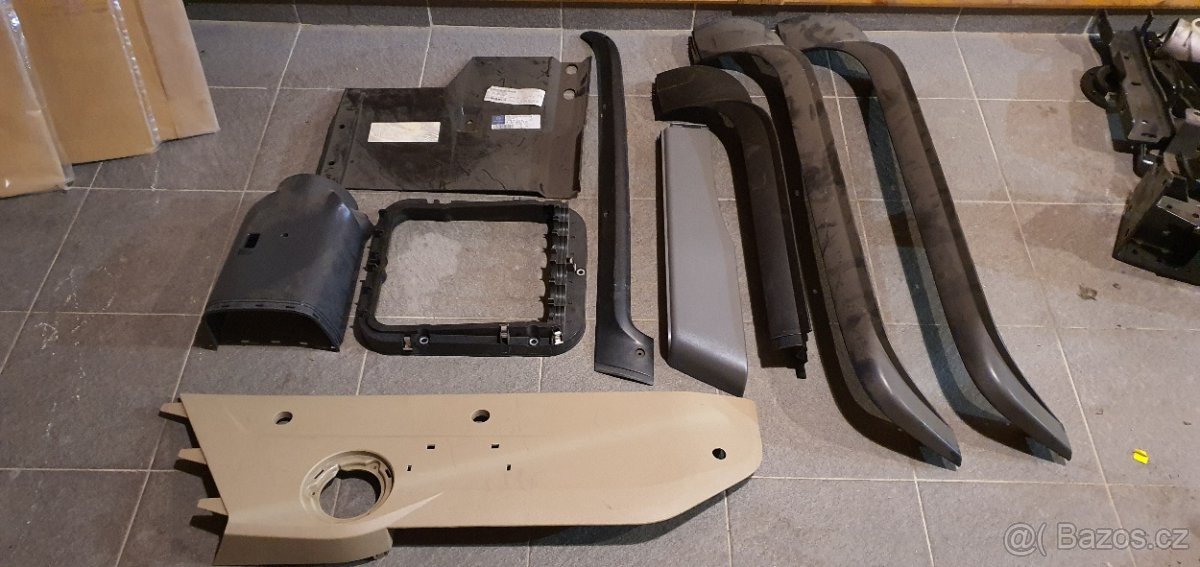 Plasty na Mercedes-Benz MP3/MP4/MP5 a Atego