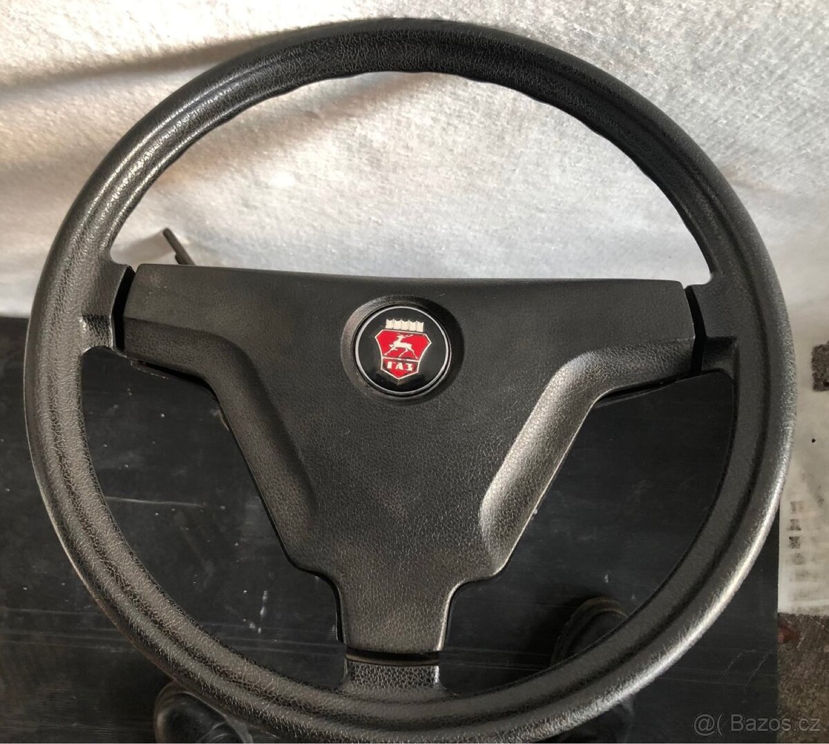 GAZ 24 volant + sloupek