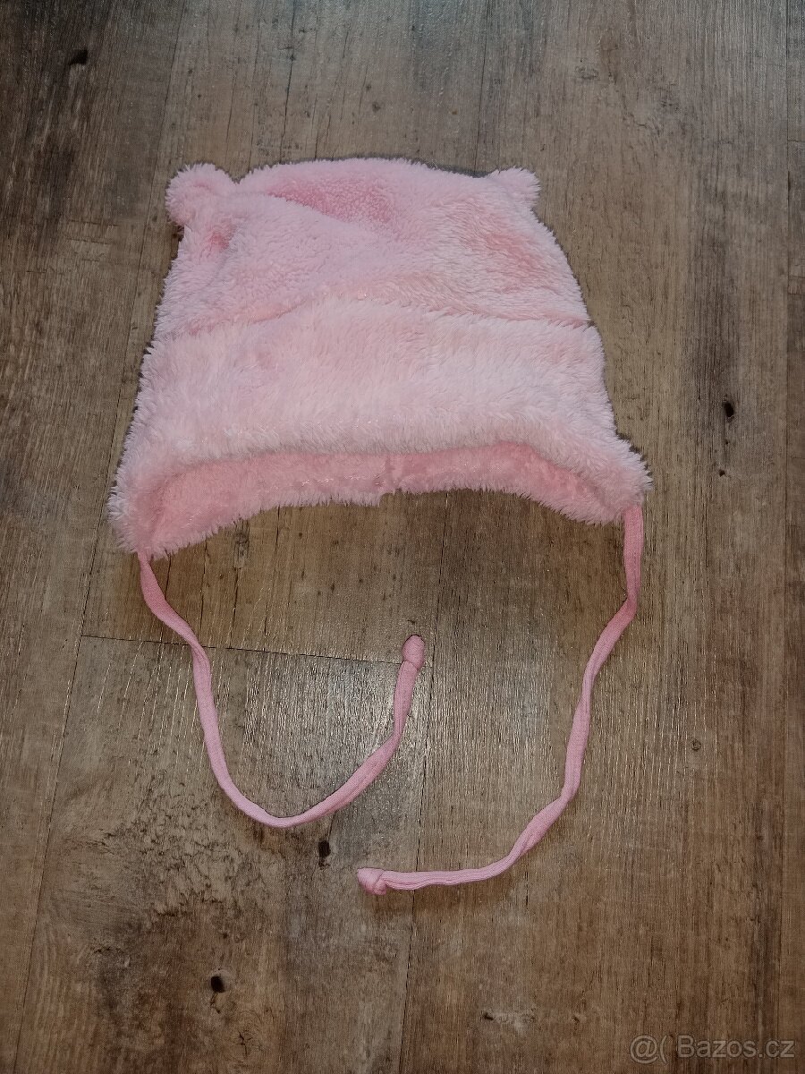 Teplá dívčí čepička, vel. S