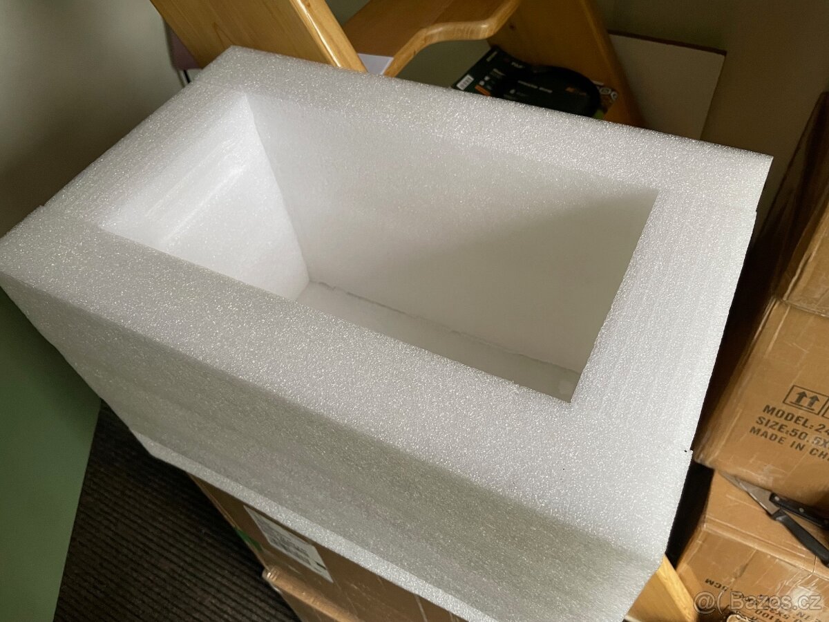 termo krabice, box