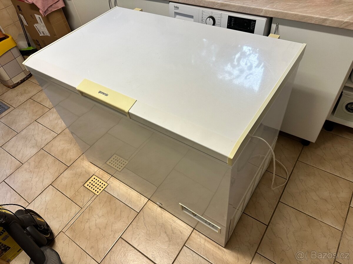 Pultový mrazák Gorenje 240l