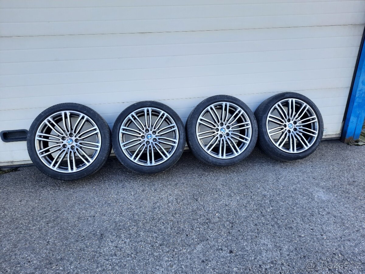 Original sada 19" BMW 5 G30 style 664M-POWER