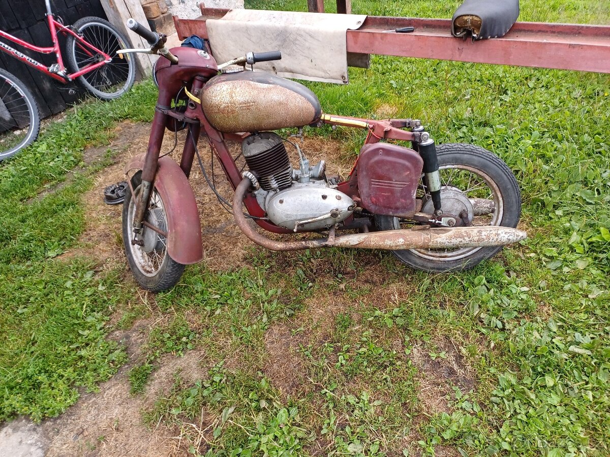 Jawa 250