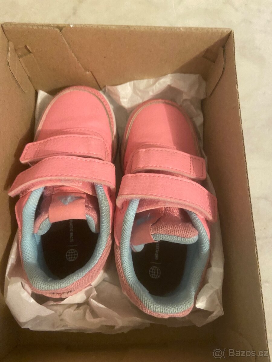 Dětské tenisky adidas pro malou slečnu - vel 24