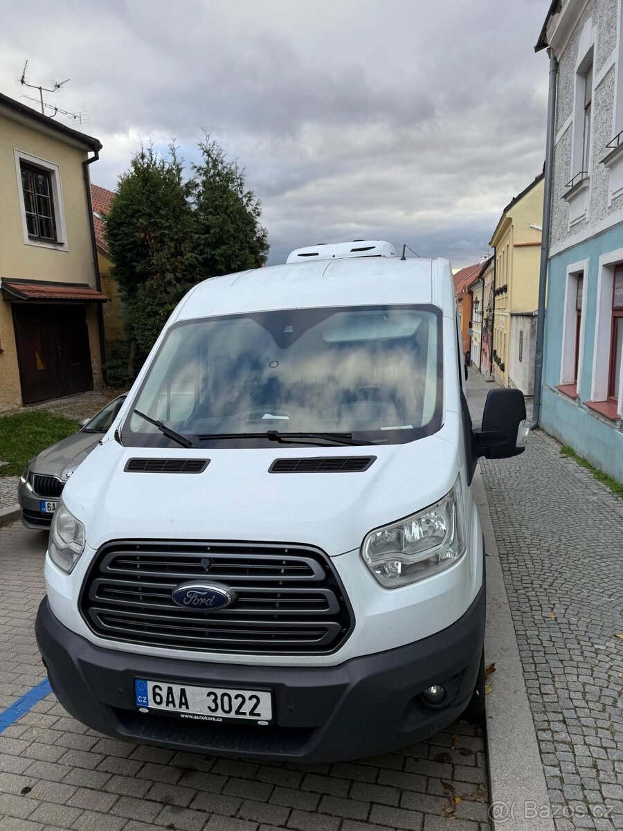 TRANSIT L3H2 Chladírenská vestavba ČR Dealer FORD