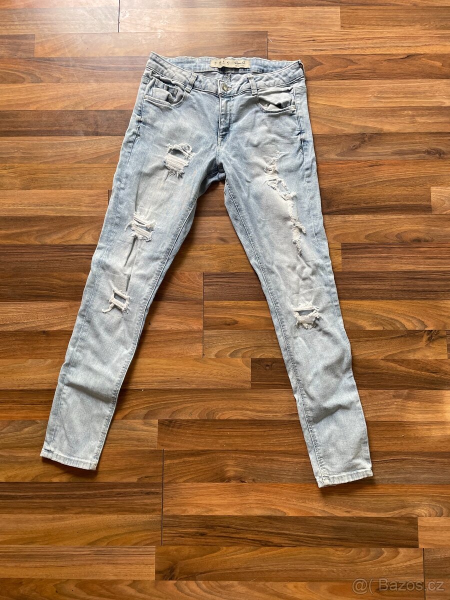 Děrované džíny, vel M možná S/M, Denim Co