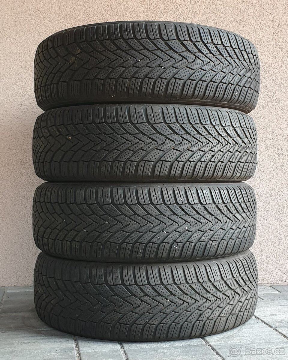 Zimní pneumatiky Continental 195/65 R15 č. AP38