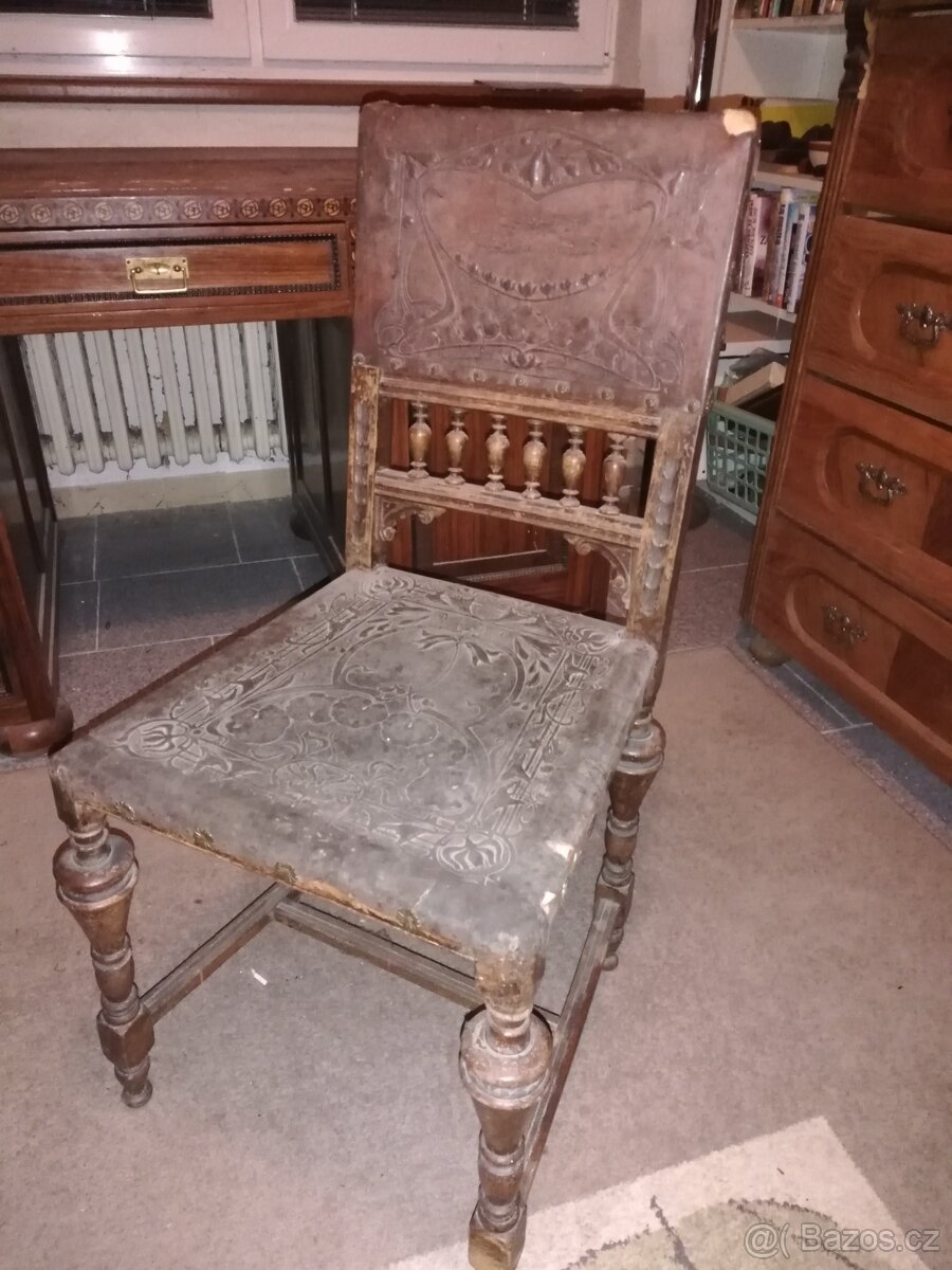 Starožitná židle