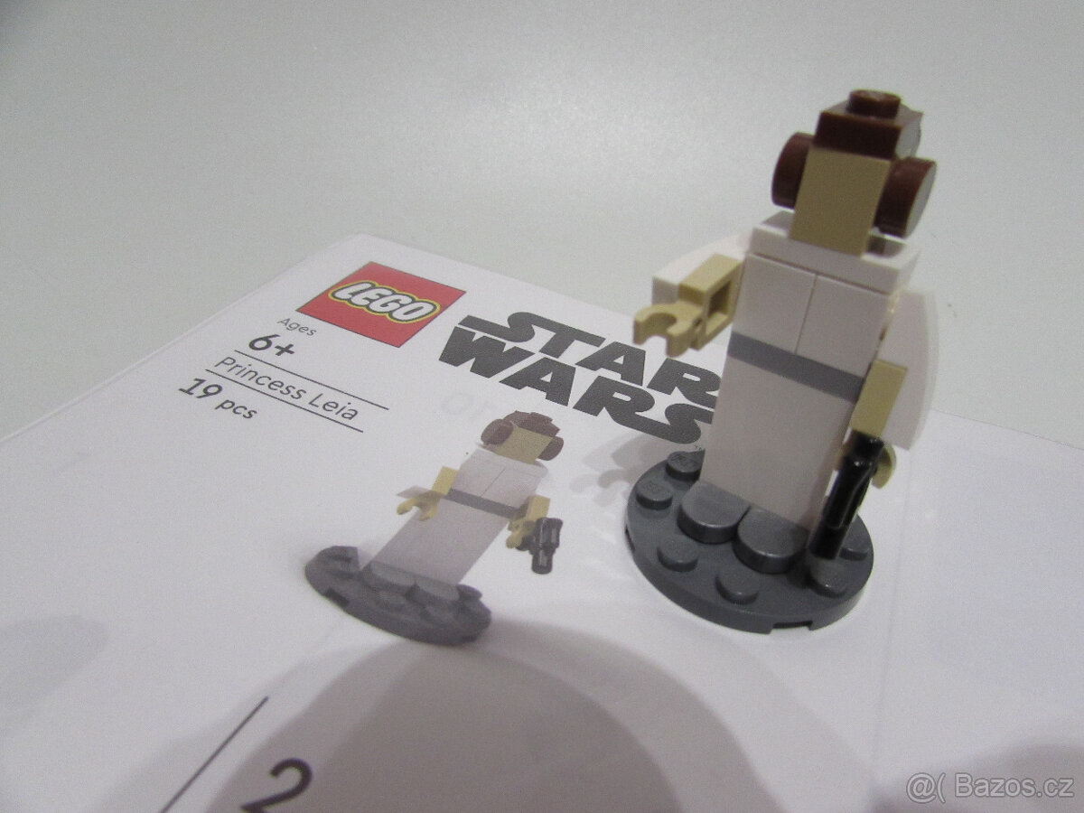 Lego figurka princezna Leia k výročí Star Wars