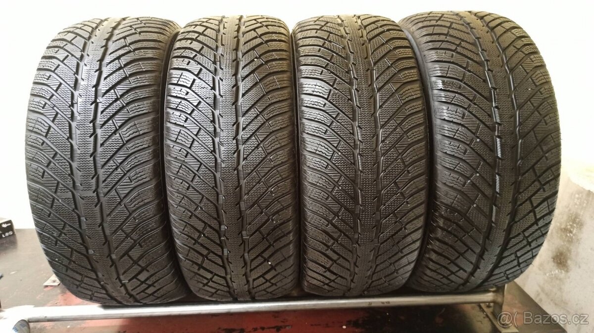 Cooper 235/50 R18 101V 2x7,5mm 2x6,5mm