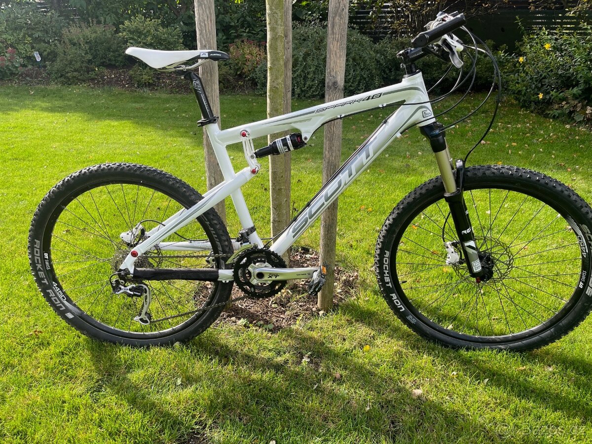 Prodám celoodpružené MTB Scott Spark 40, Velikost L
