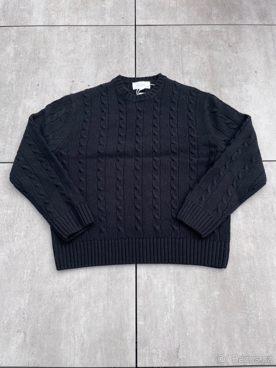 Zara Wool Knit Sweater Black (L)