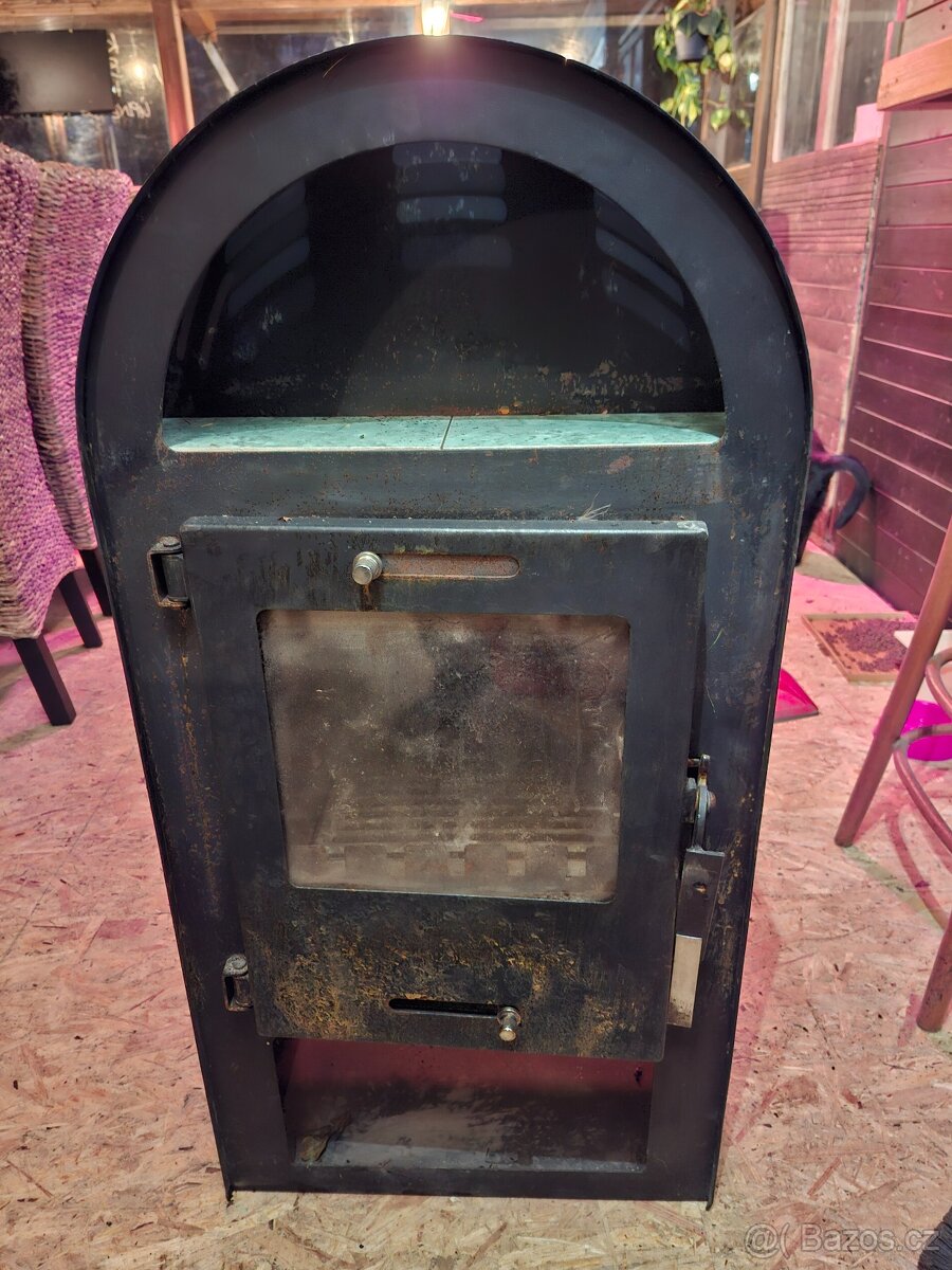 Prodám krbová kamna OBI