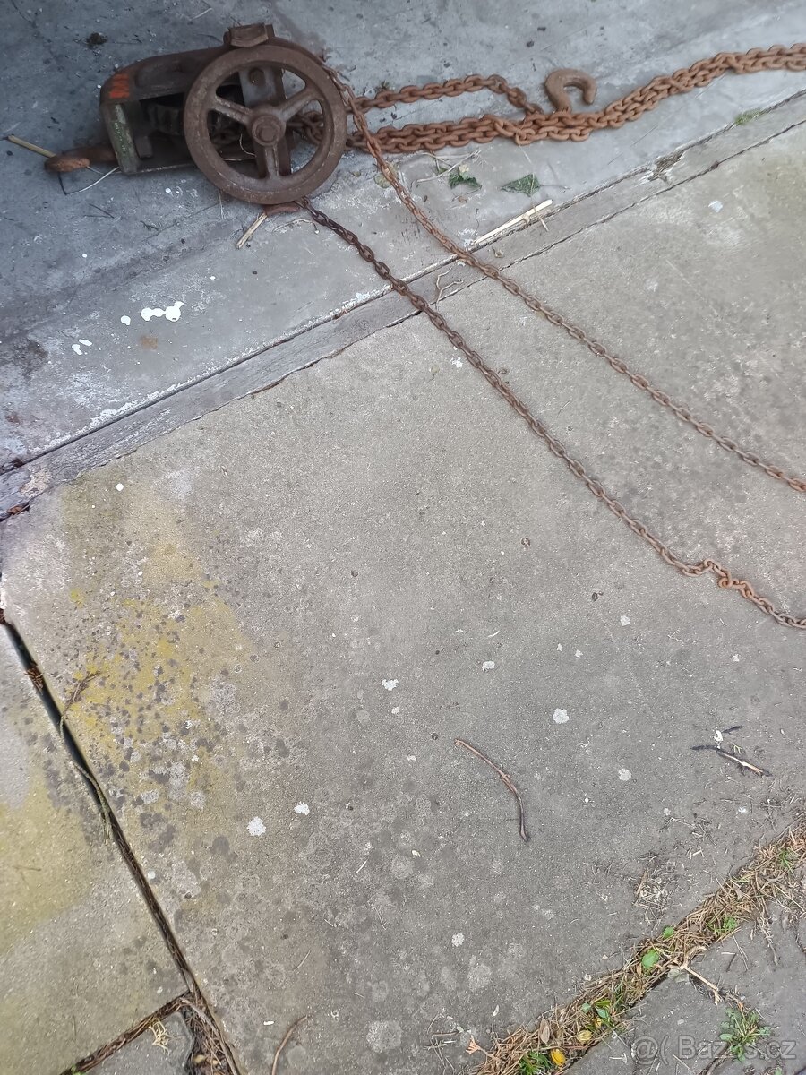 Zvedací zařízení - kočka