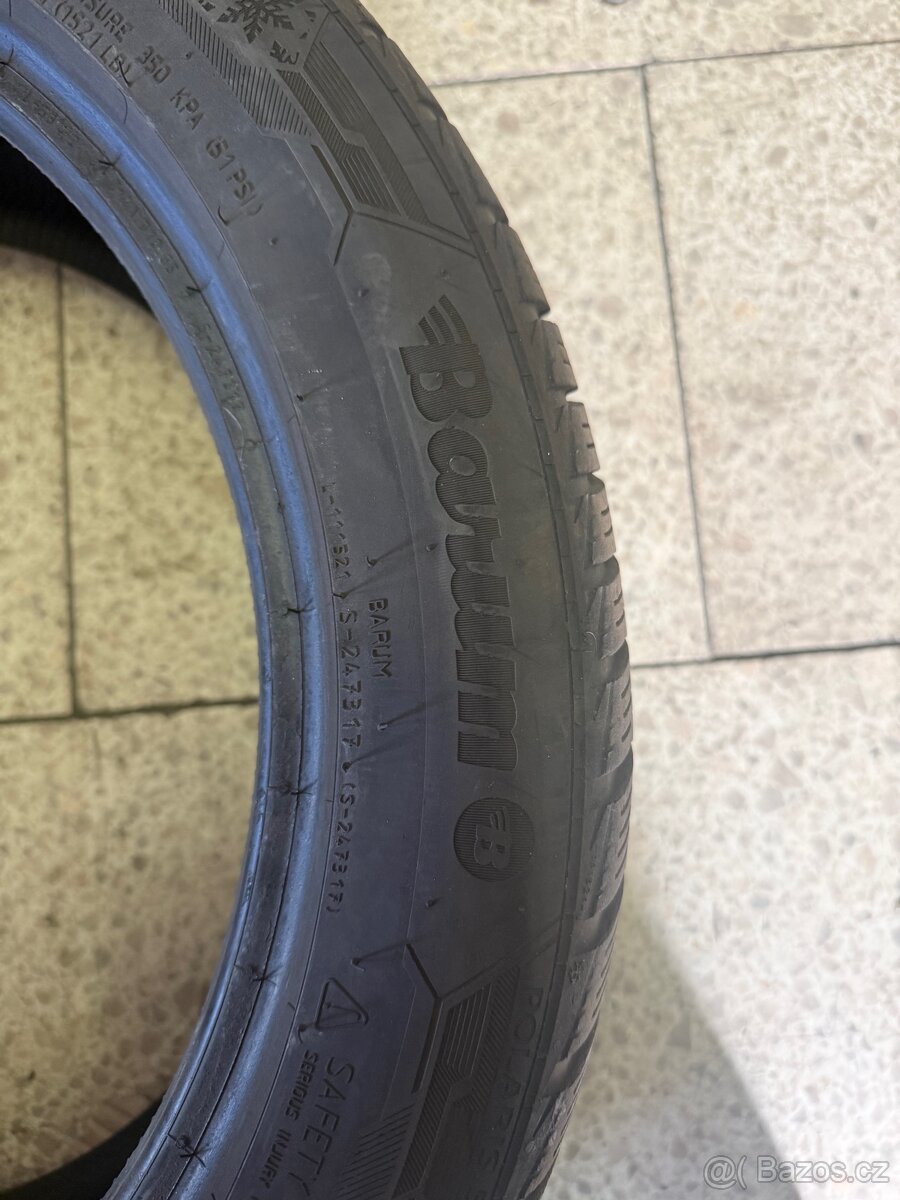4x Zimní pneu 215/50 R17