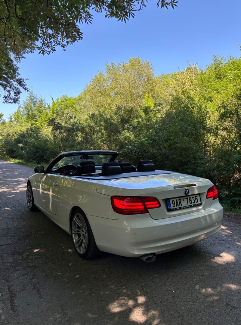 Bmw 320D cabriolet E93 Xenon alu 18” M
