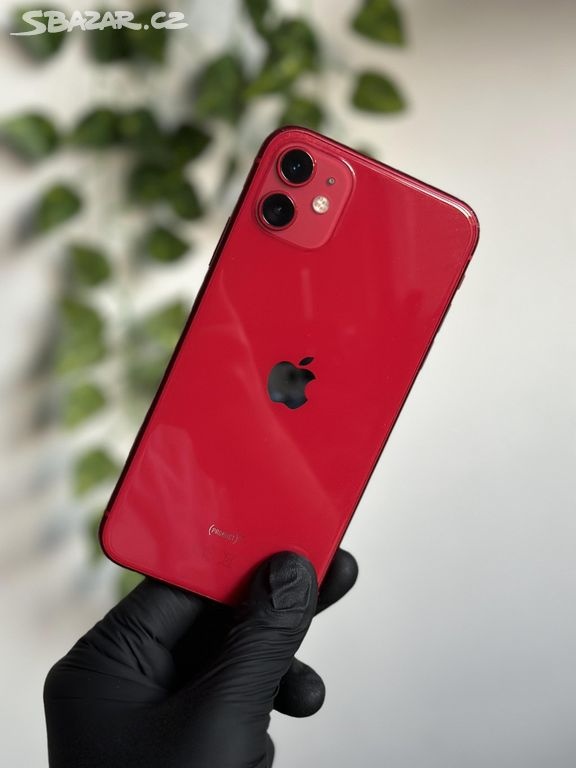 iPhone 11 64GB červený
