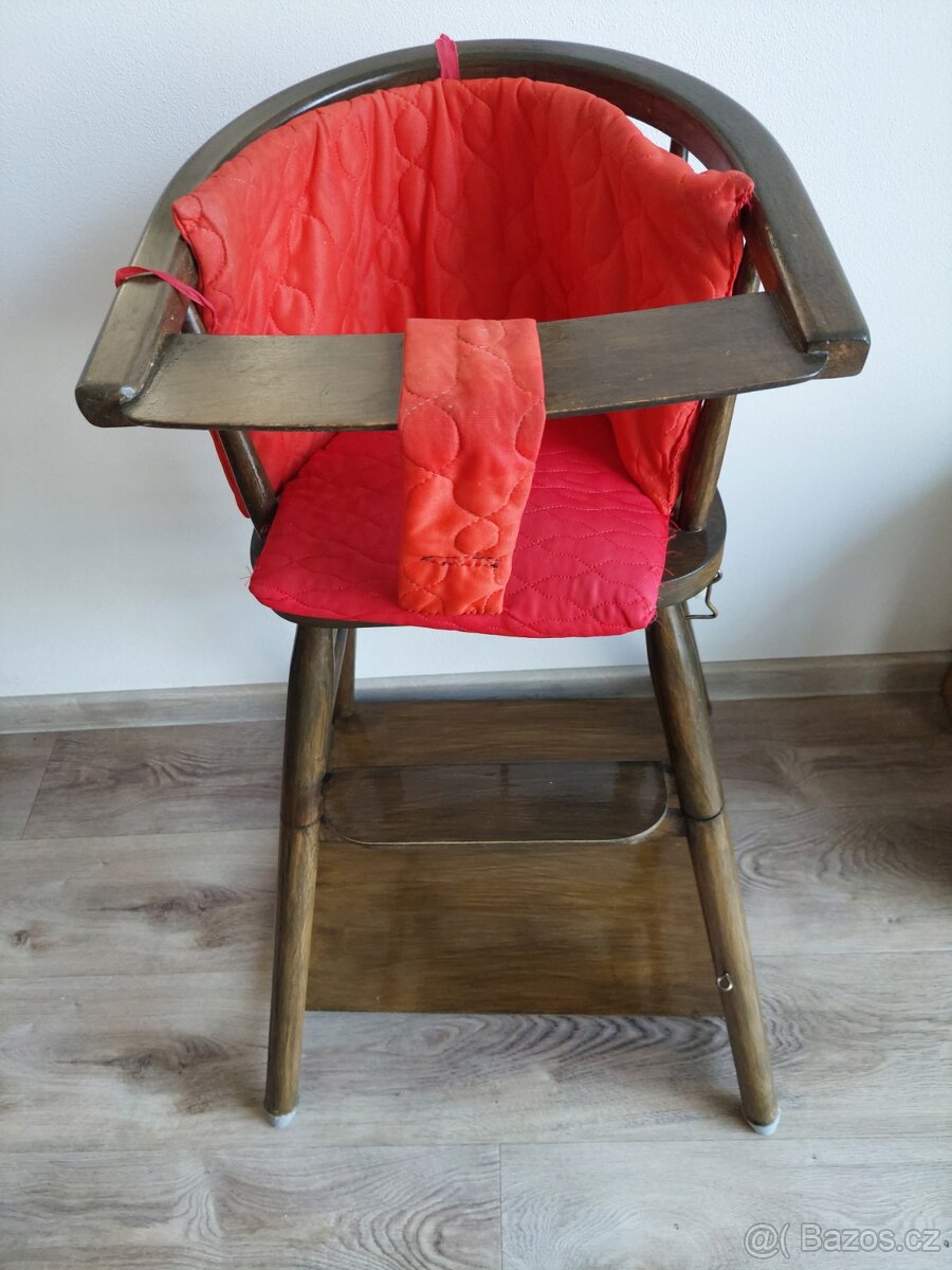 Kuchyňská židlička