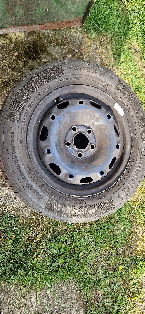 Škoda. Vw.Seat letní sada 165/70r14 Continental