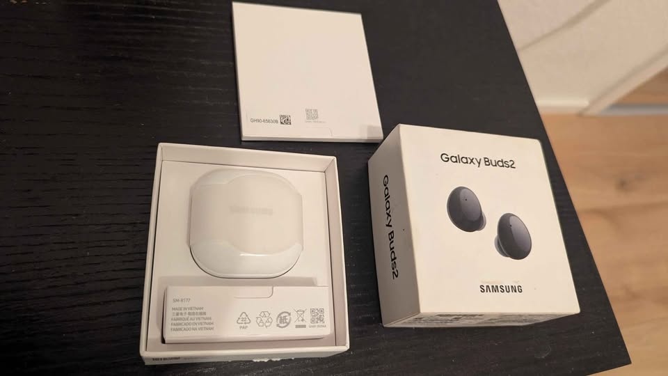 Samsung Galaxy buds 2