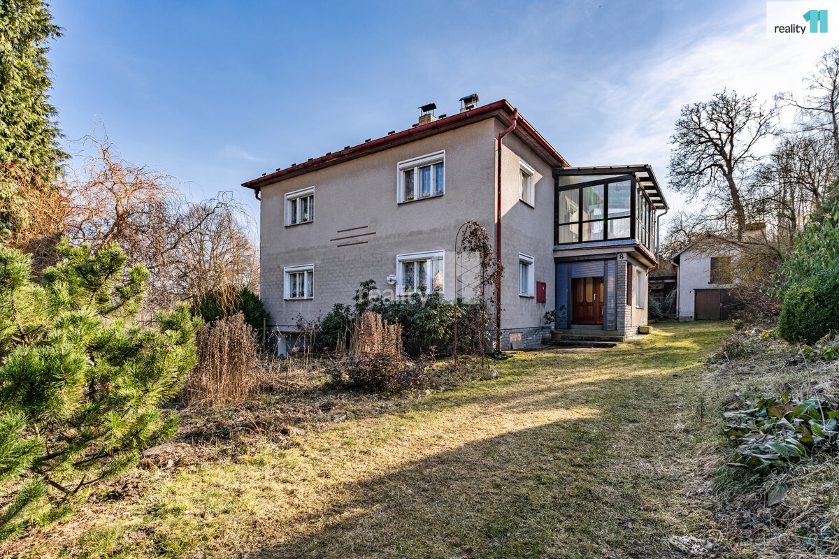 Prodej rodinného domu 5+1, Jedlá
