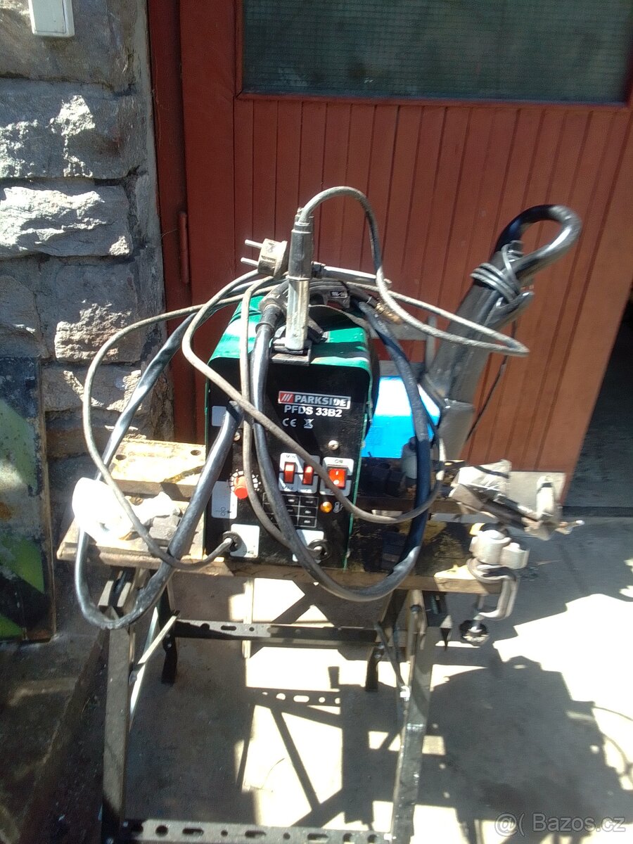 Svářečka CO2