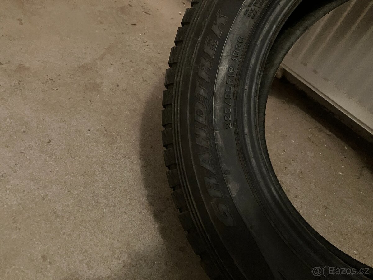Prodám zimní pne Dunlop Grandtrek 225/65 R18 m+s