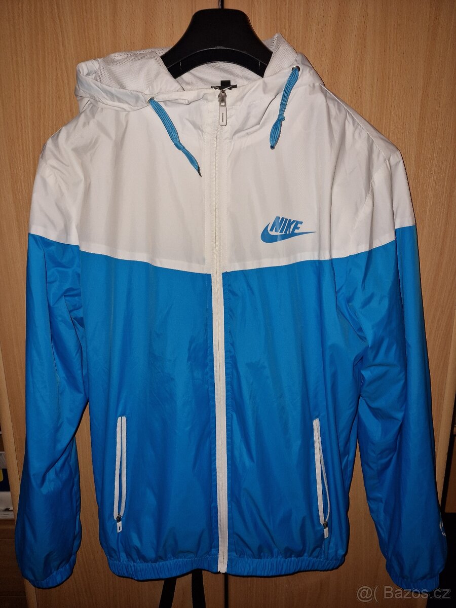 Bunda Nike