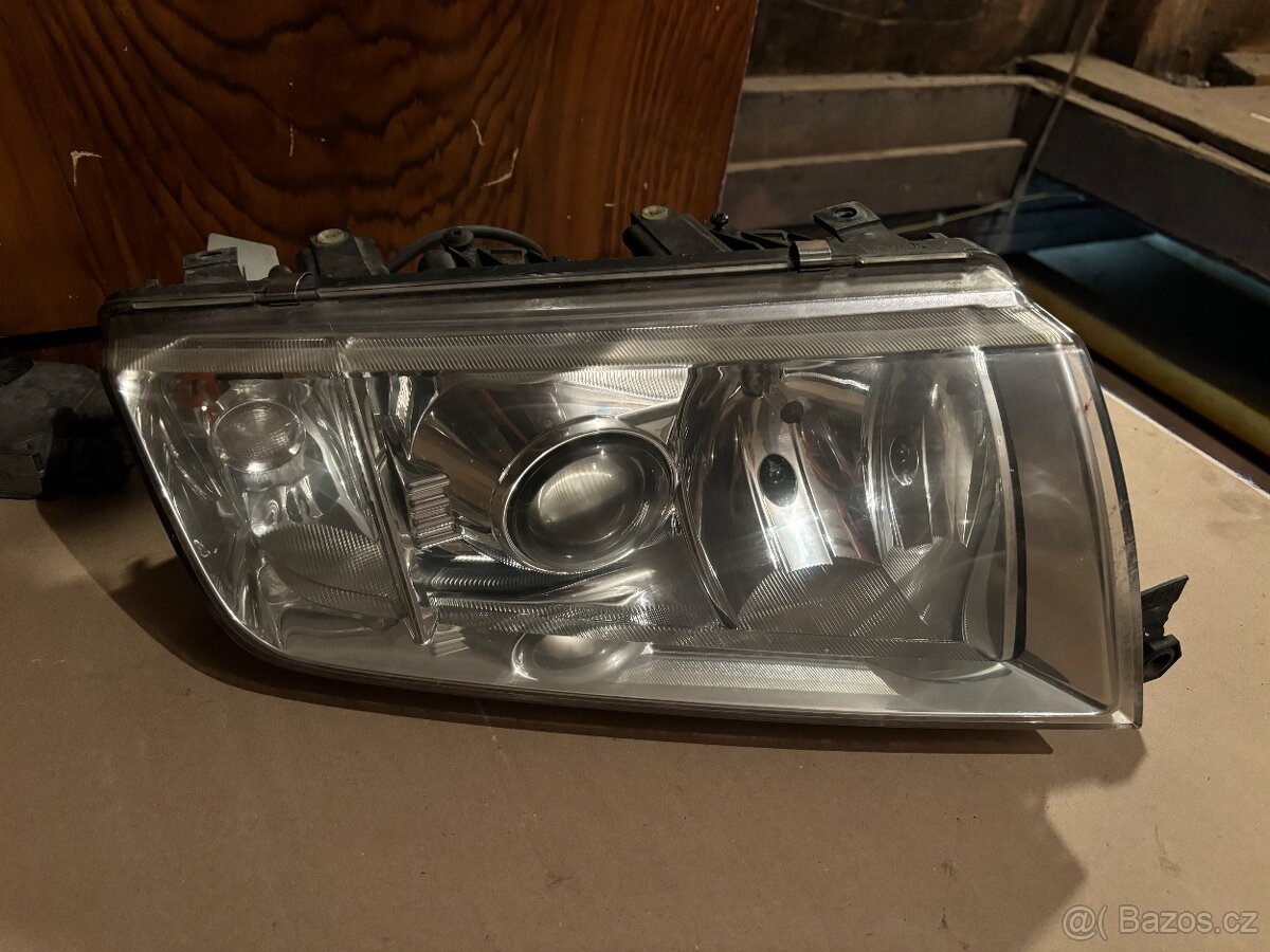 Xenony Fabia 1
