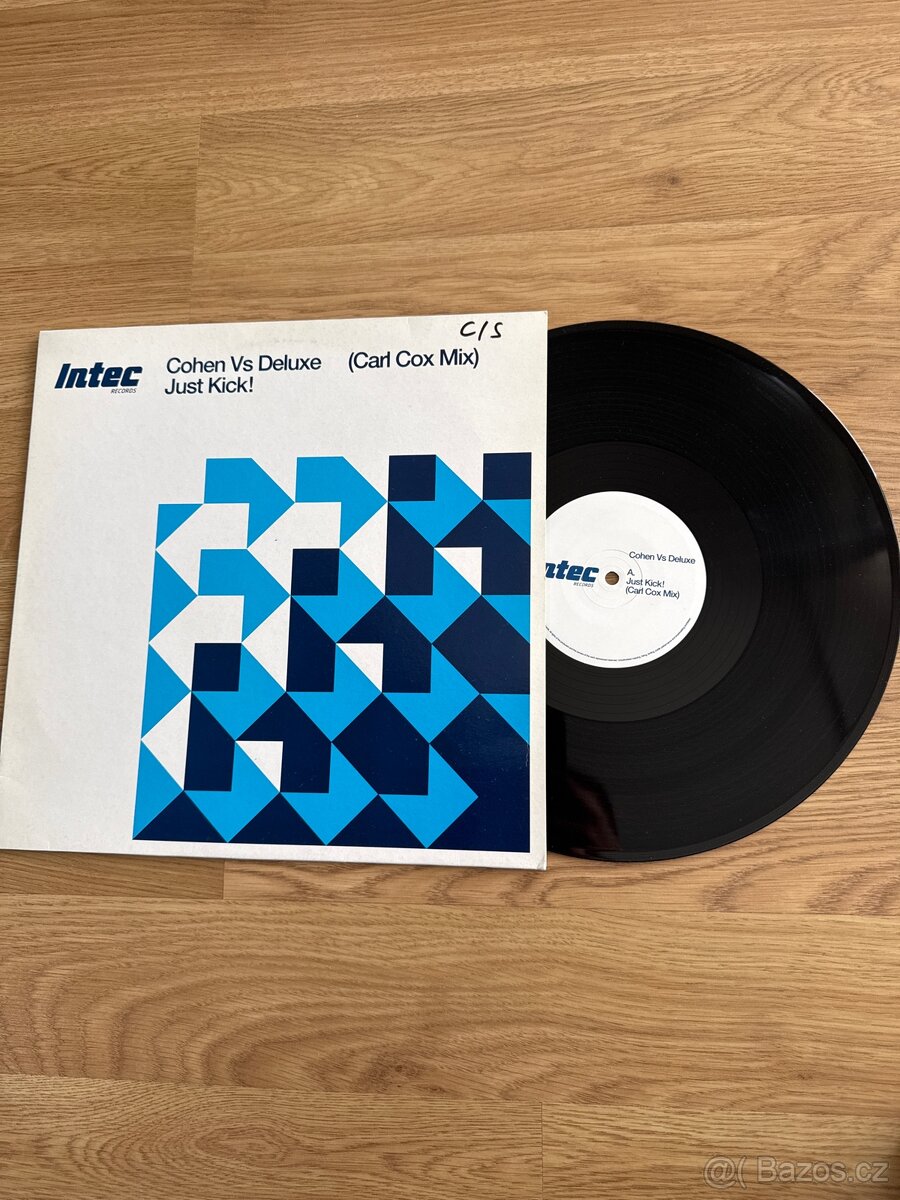 LP Cohen Vs Deluxe - Just Kick
