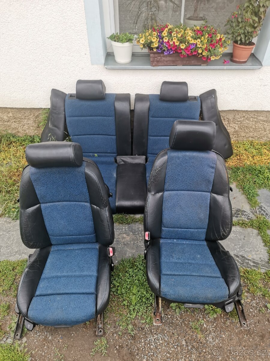 BMW E36 Compact sedačky