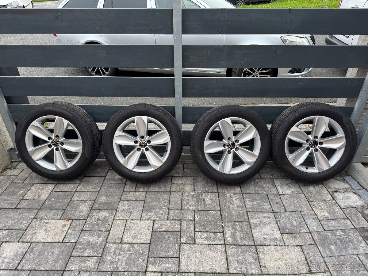 Sada disků Istabol VW Tiguan Passat ET40 7J x 17 3G0601025BR