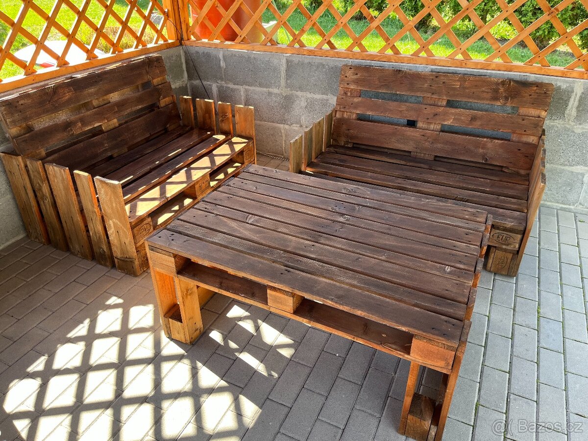 Paletový nábytek