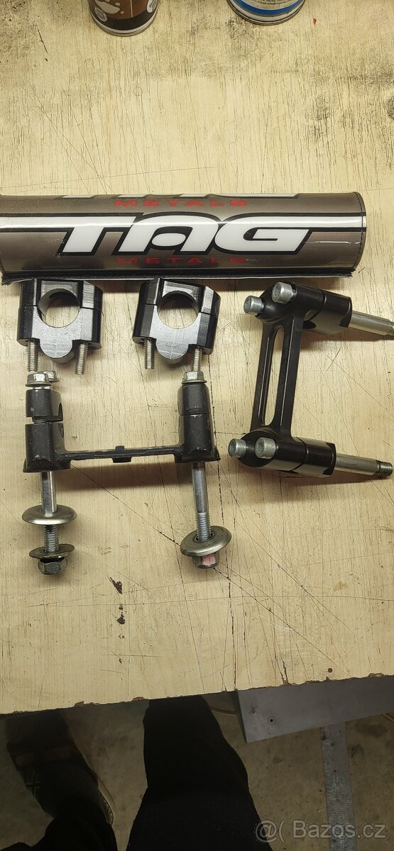 Suzuki LTR 450 - klema řízení TAG