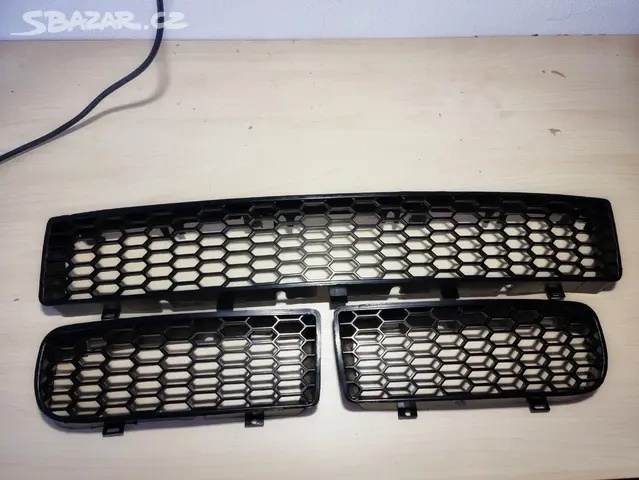 Honey comb mřížky golf 4 nárazník