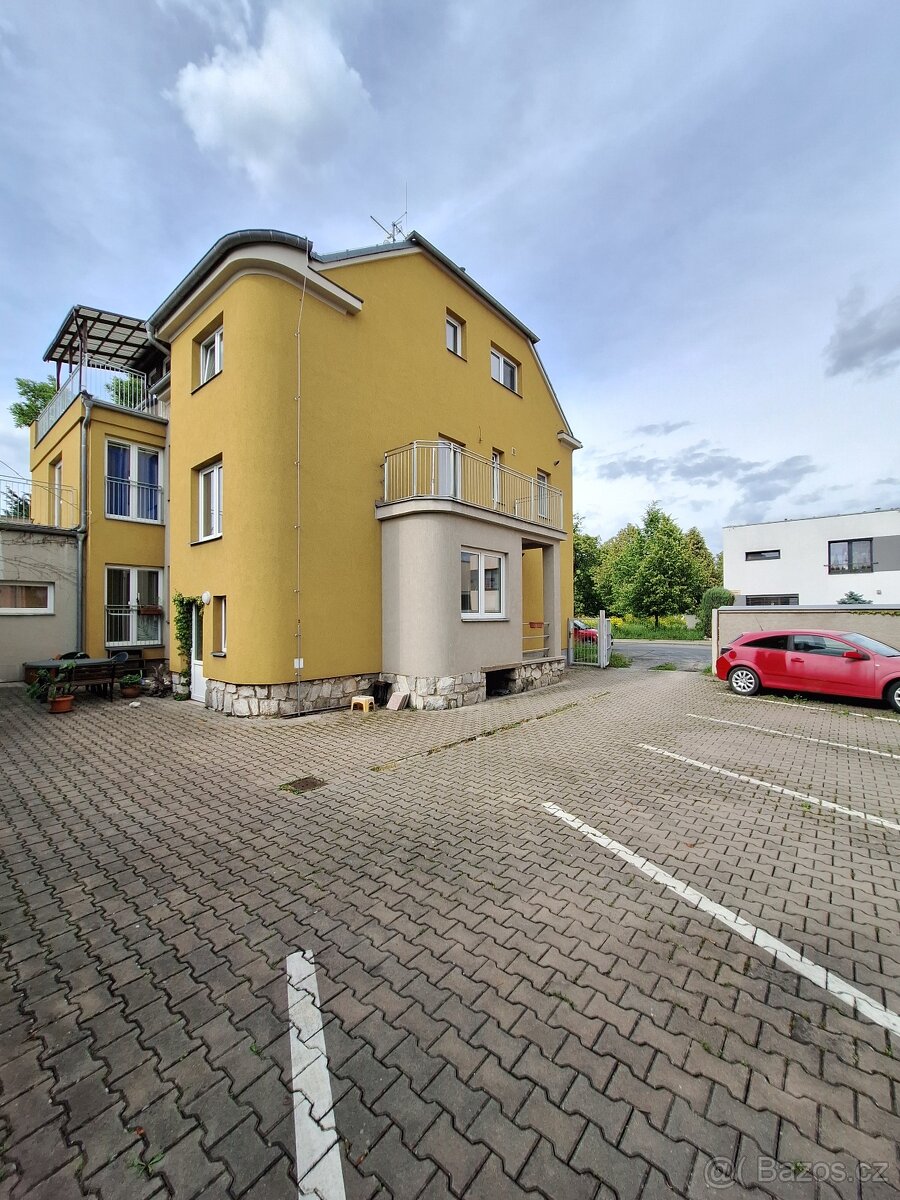 Prodej bytu 4+kk (100,4 m²) s terasou (11,3 m²) - OLOMOUC