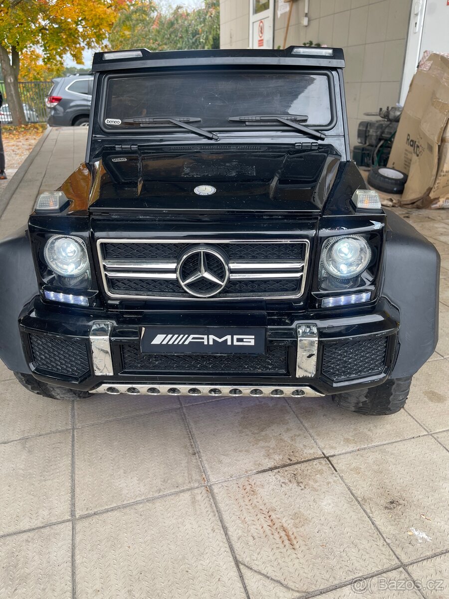 Autíčko beneo mercedes benz 6x6