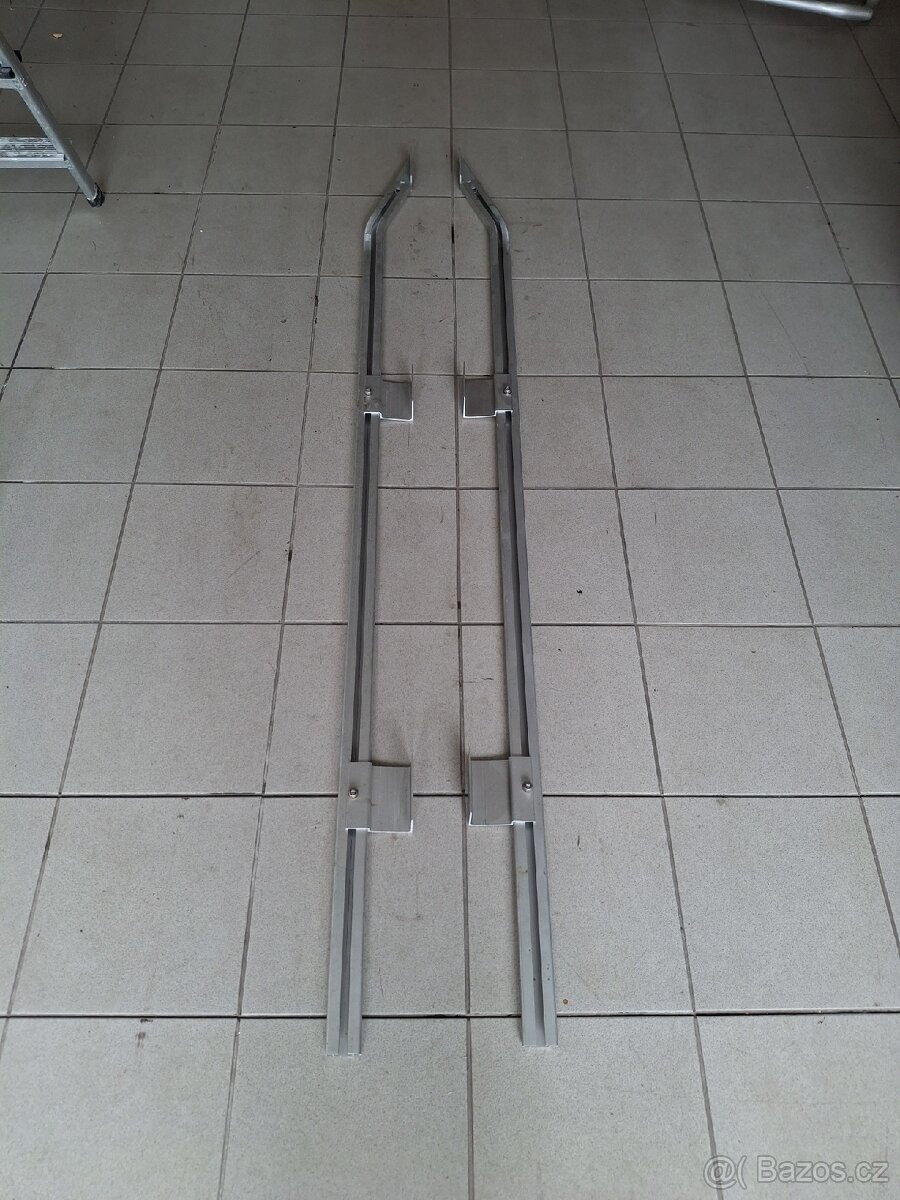 Střešní nosič zahrádku na karavan