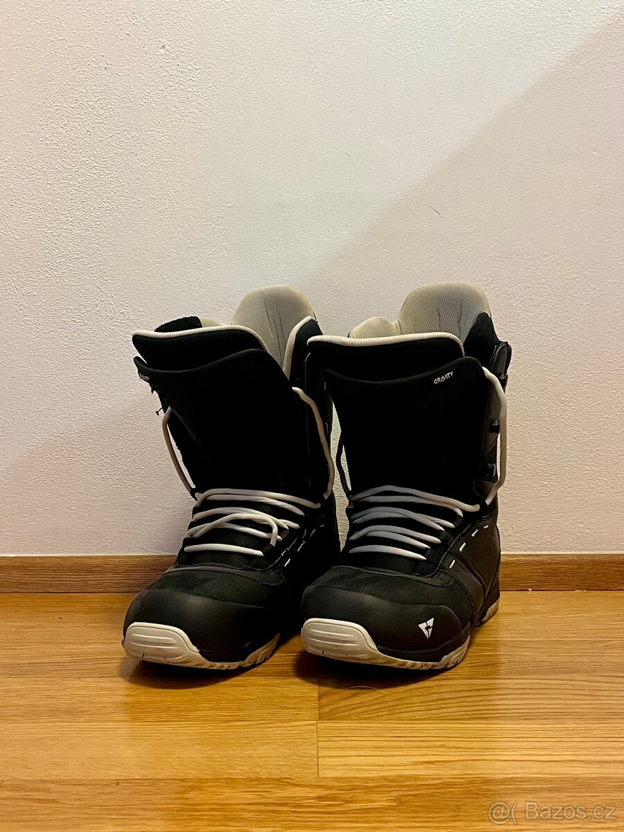Snowboardové boty Gravity Void – výborný stav