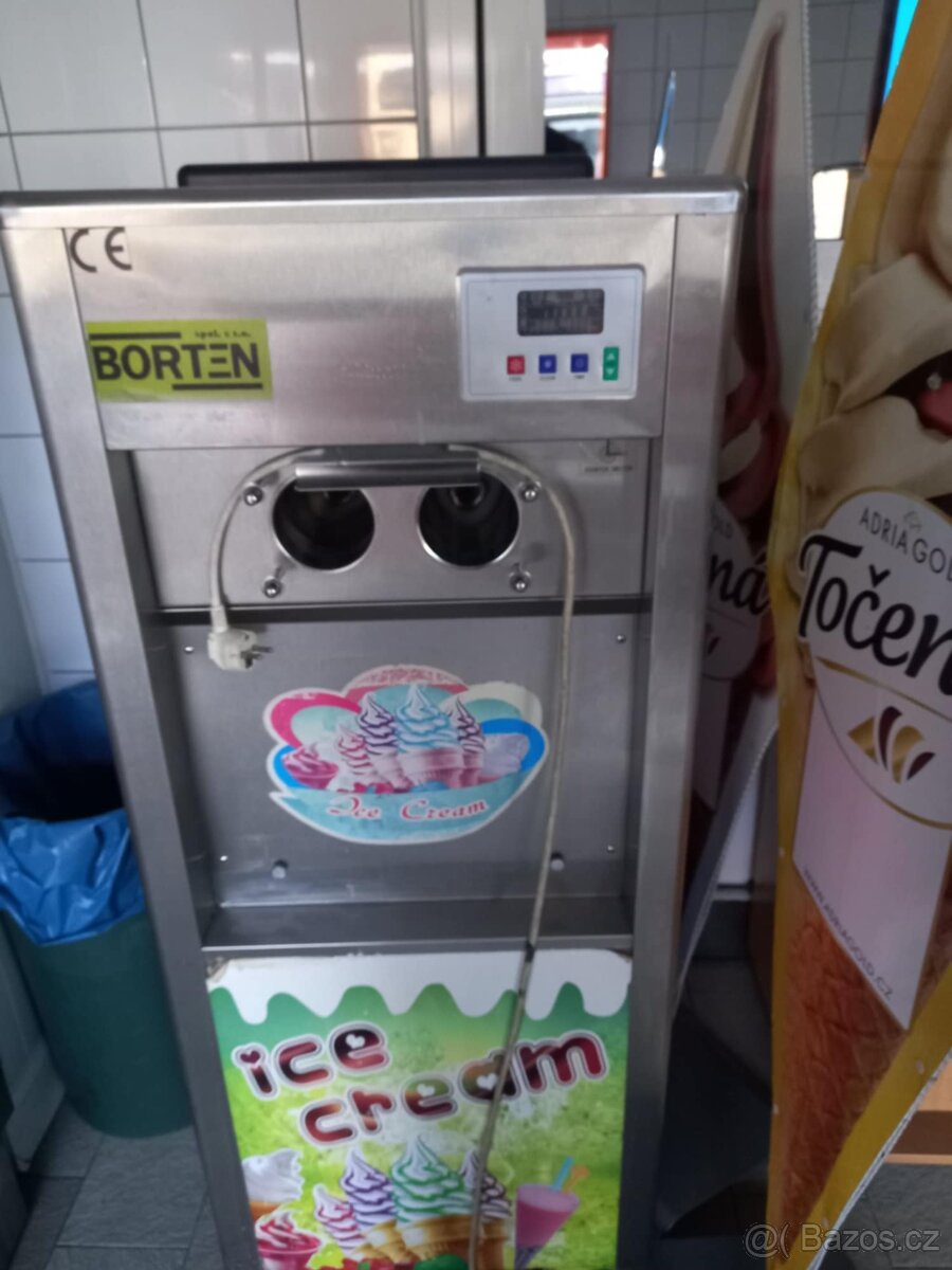 Zmrzlinový stroj