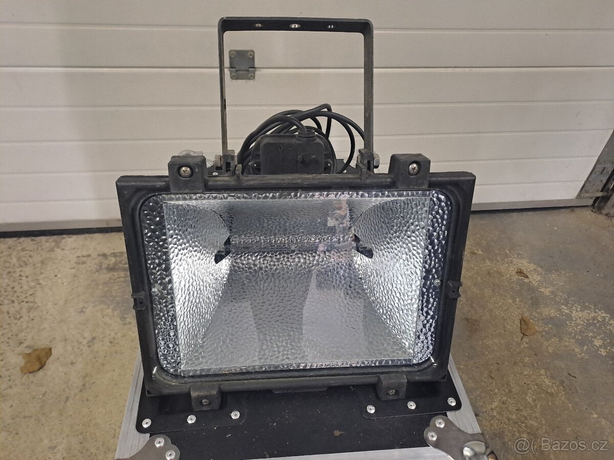 Halogenový reflektor SPIDER 1000-N – 1000W, použitý