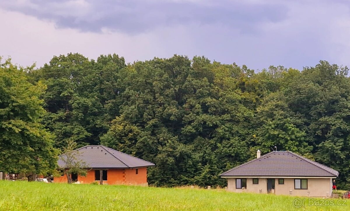 Novostavba 4+kk v přírodě, pozemek 1700m2