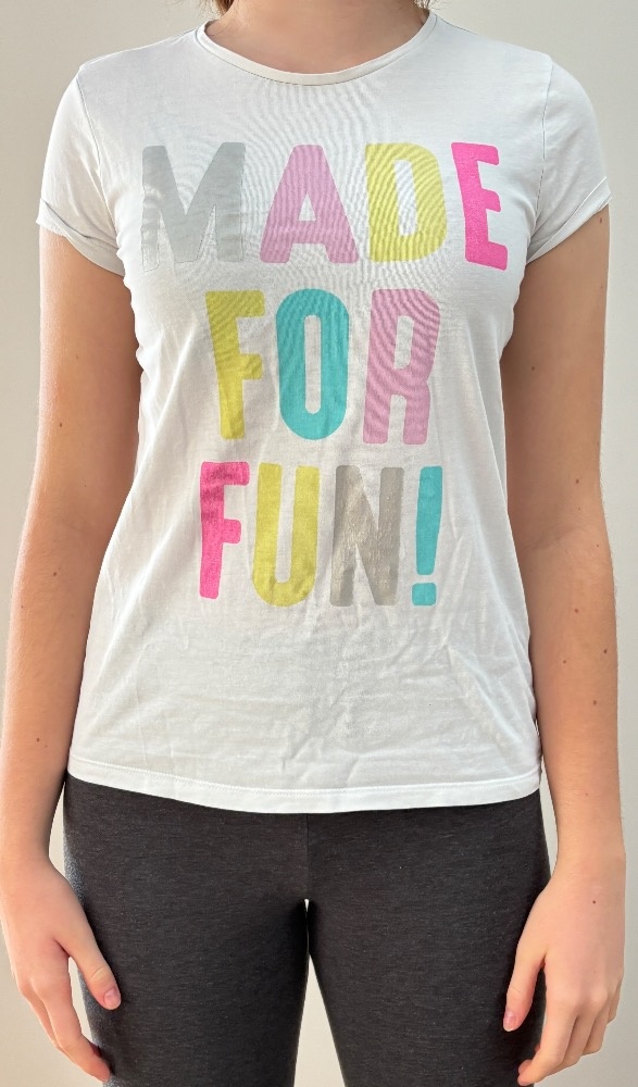 Prodám dívčí tričko