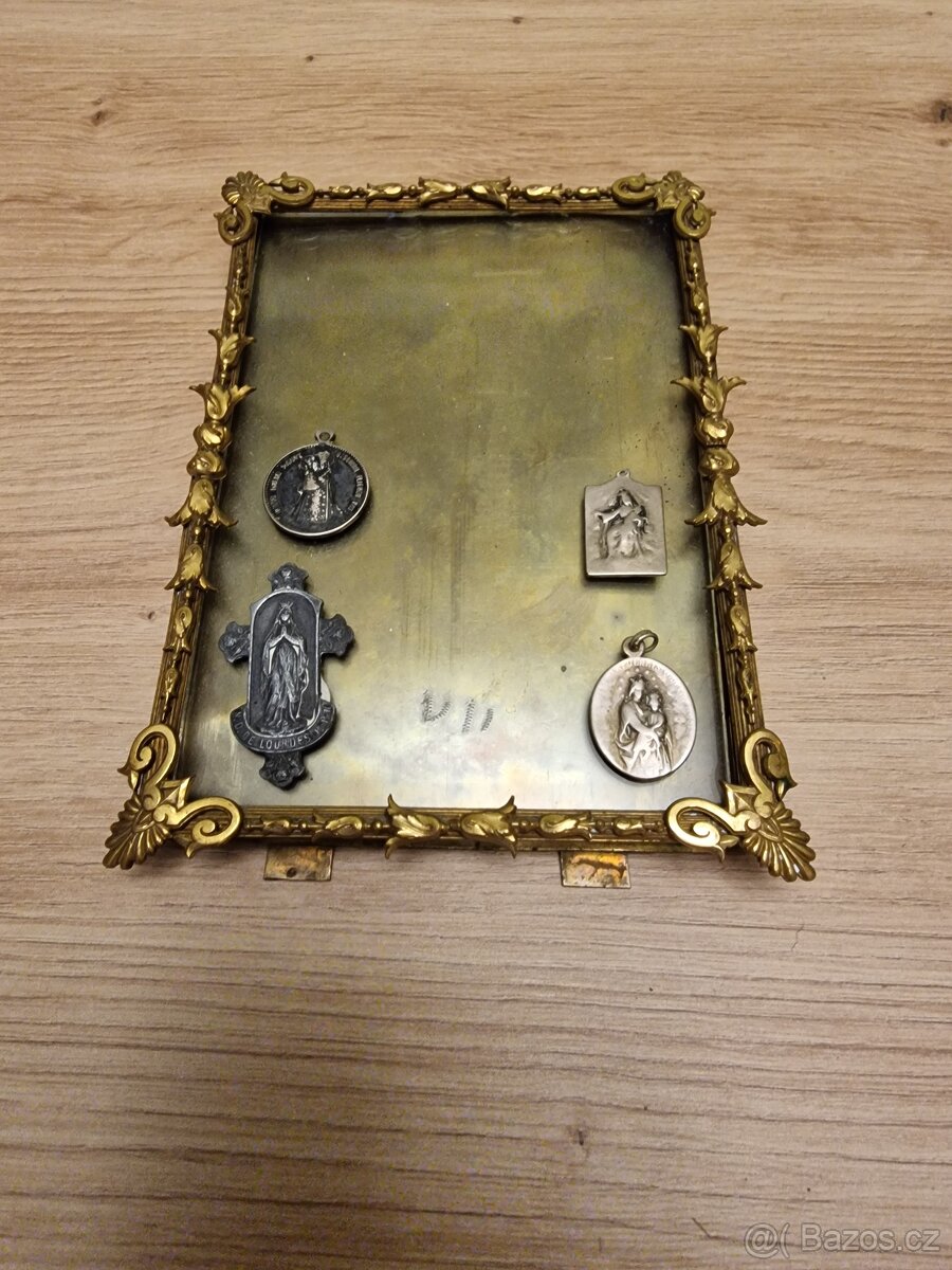 Jedinečný starožitný orámovaný reliéf / domácí oltářík se 4